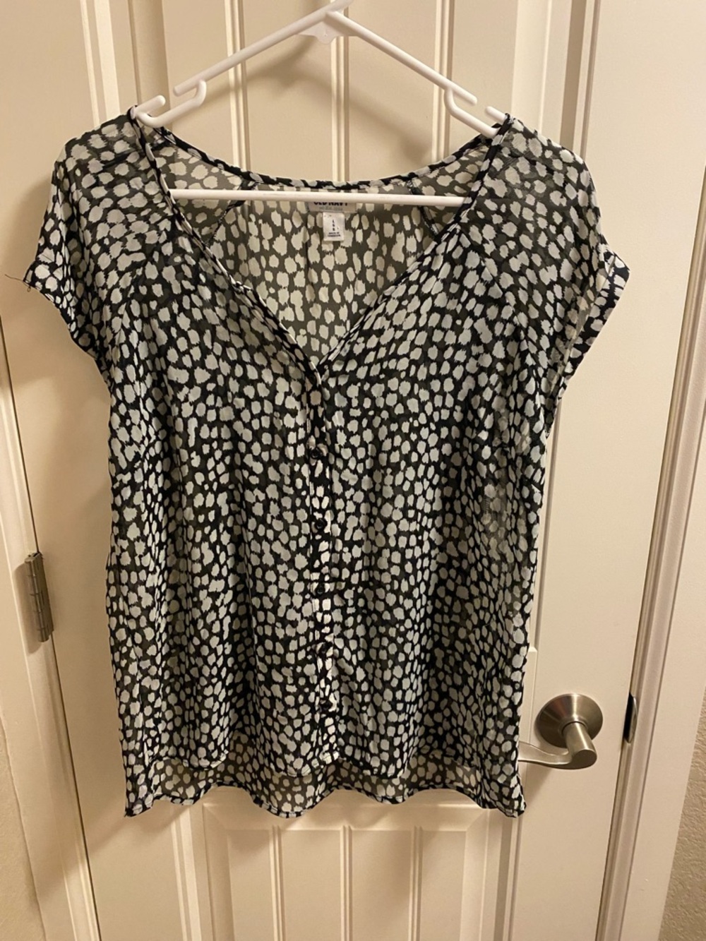 Old Navy L Top Button Front Black White Sheer Blouse Large Shirt Lg